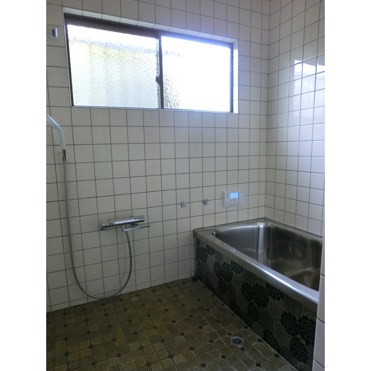 移住推進空き家の第1号となる家のお風呂の写真
