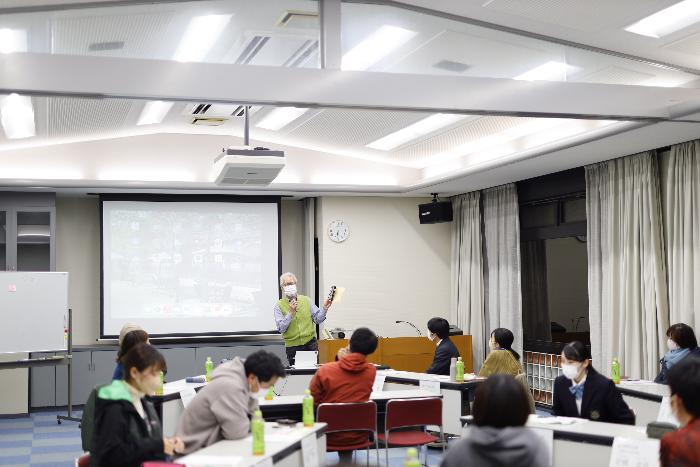 第2回みらい創造会議の会議風景写真